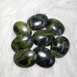 Serpentine Palm Stone
